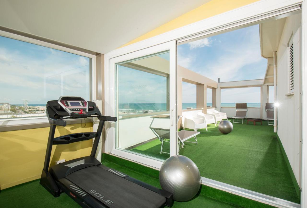 National Hotel Rimini Exterior photo